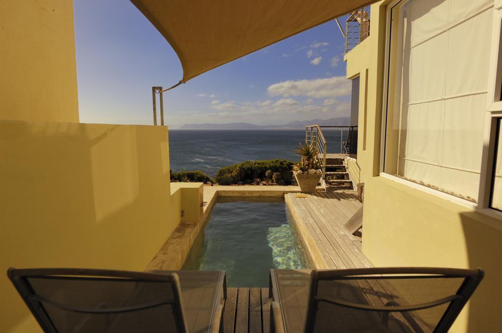Whalesong Lodge Gansbaai Εξωτερικό φωτογραφία