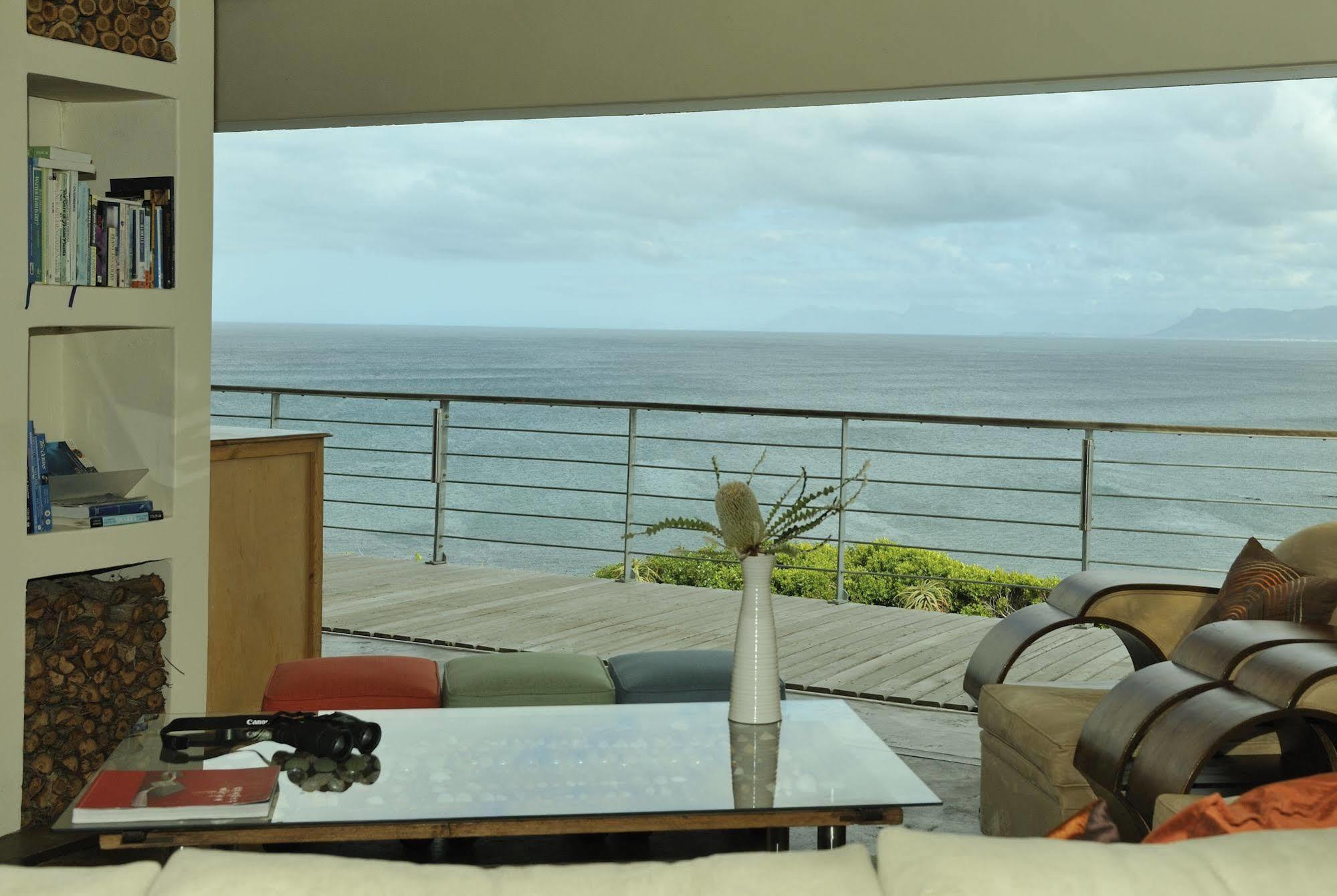 Whalesong Lodge Gansbaai Εξωτερικό φωτογραφία