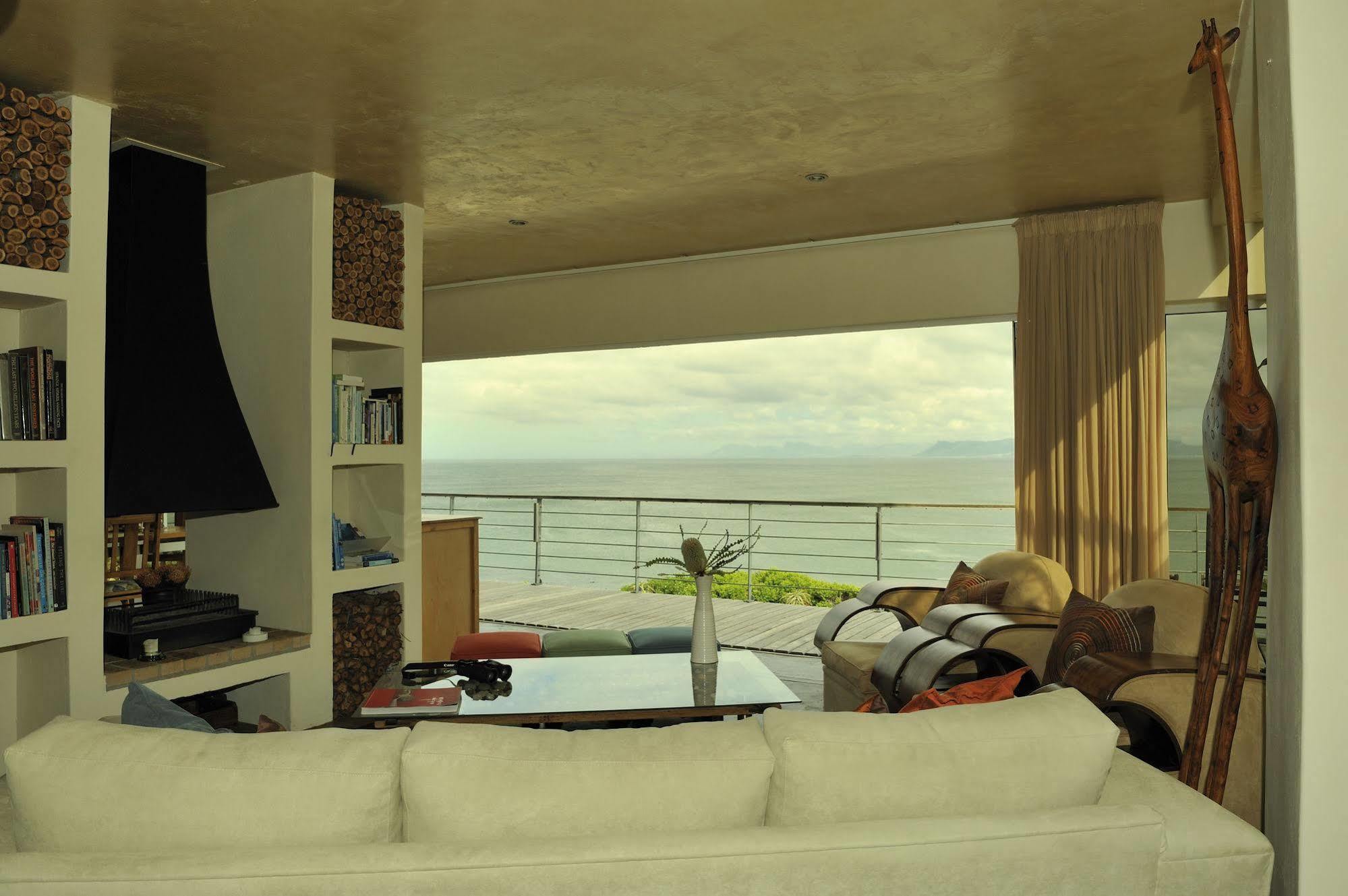 Whalesong Lodge Gansbaai Εξωτερικό φωτογραφία